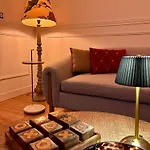 La Folie - Premium - 3 Vip - 8 Pièces 150m2- Centre Village - Maison Privatisée -jardin Paysagé - Parking- Villa