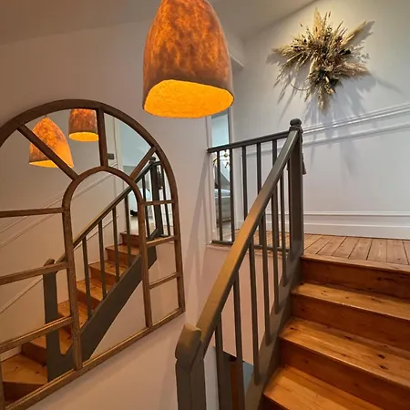 Villa La Folie - Premium - 3 Vip - 8 Pièces 150m2- Centre Village - Maison Privatisée -jardin Paysagé - Parking- *